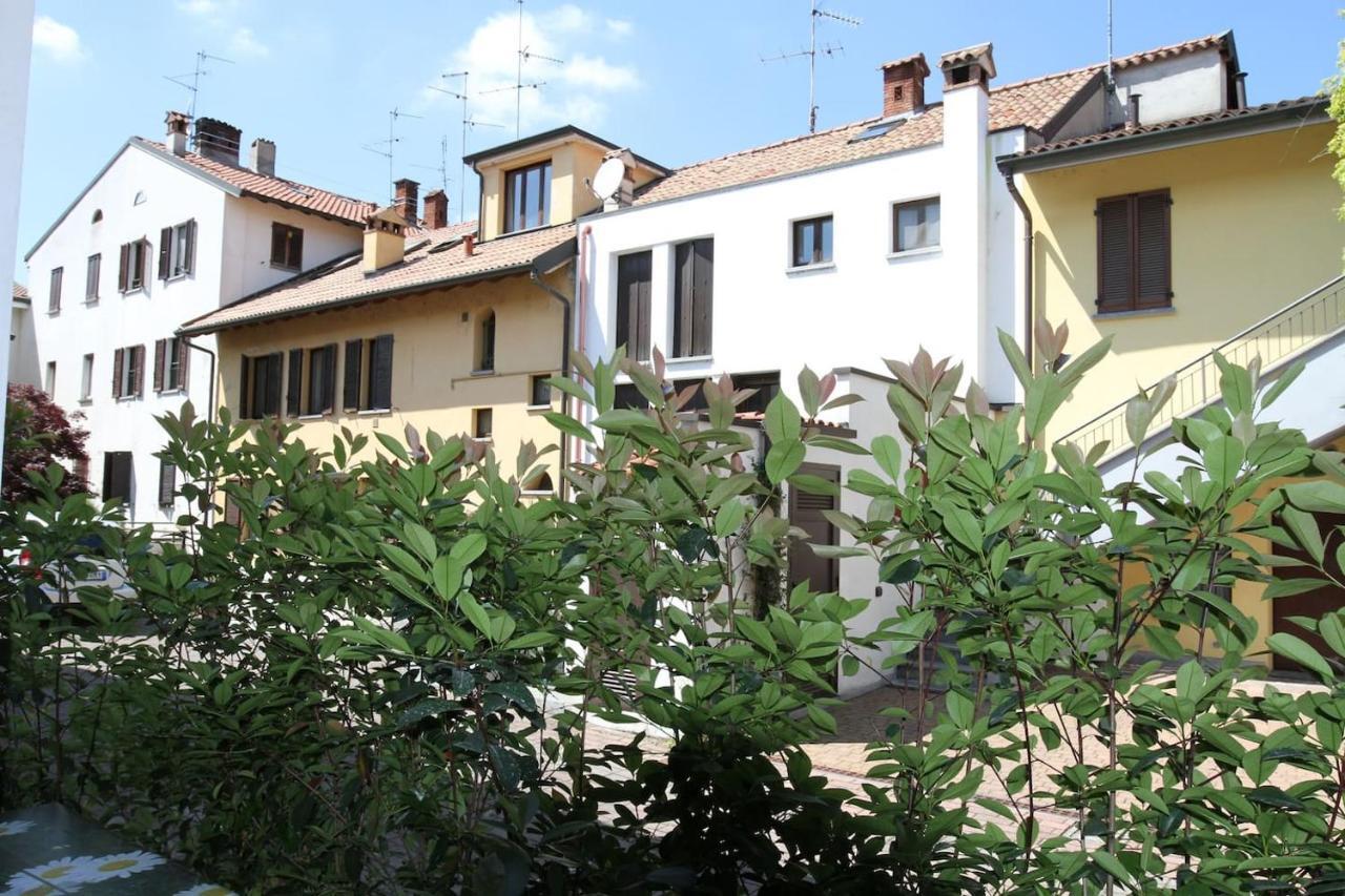 Corte Della Crisalide Ampio E Luminoso Bilocale In Centro Storico Cernusco Sul Naviglio Eksteriør billede